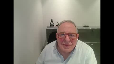 martin_1947 online show from 02/21/25, 10:48