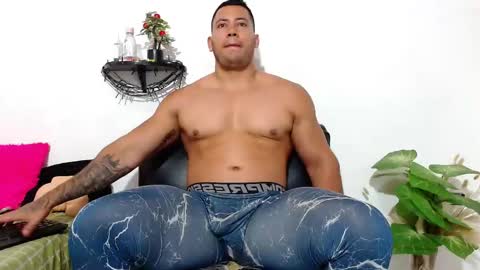 Snapshot of martin_fiit chatting on 09/14/25, 03:16 Martin instagrammartinfiit online show from 09/14/25, 03:16