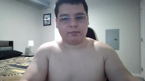 Snapshot of martin_militaryboy chatting on 05/16/26, 02:30 martin_militaryboy online show from 05/16/26, 02:30