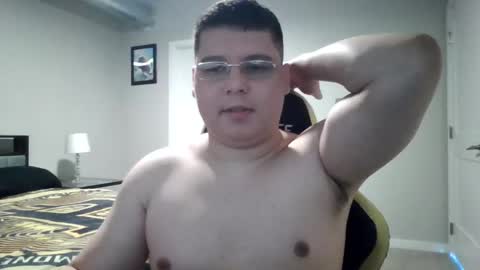 Snapshot of martin_militaryboy chatting on 05/25/26, 08:04 martin_militaryboy online show from 05/25/26, 08:04