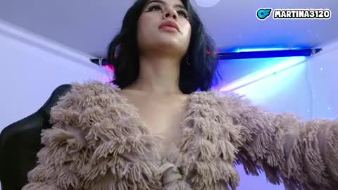 100 explicit here. follow  online show from 04/17/26, 06:55