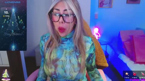 martina_dash online show from 12/13/24, 01:59