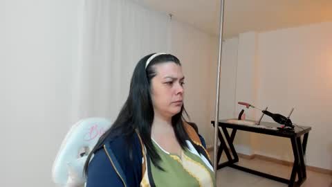   MARTINA   online show from 01/09/26, 11:57