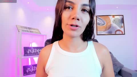 Snapshot of martina_mancinii chatting on 05/12/26, 02:58 Martina online show from 05/12/26, 02:58