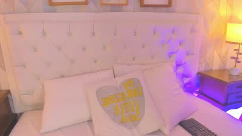 Snapshot of martina_rivera_ chatting on 04/29/26, 12:09 Martina online show from 04/29/26, 12:09