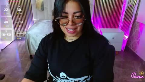 Snapshot of martina_tay chatting on 06/05/26, 03:35 Hey im martina online show from 06/05/26, 03:35