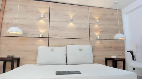 martina touss  online show from 03/07/25, 02:25