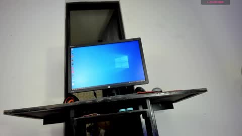 Martina online show from 03/10/25, 05:43