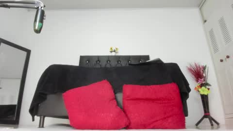Martina online show from 05/15/26, 11:23