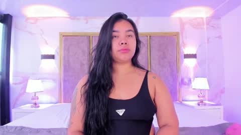 Martina Garcia online show from 10/13/25, 07:14