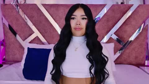Snapshot of martinagarcia__ chatting on 04/20/26, 07:04 Martina Garcia online show from 04/20/26, 07:04
