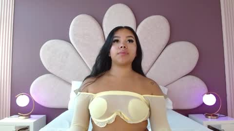 Snapshot of martinagarcia__ chatting on 05/09/26, 07:08 Martina Garcia online show from 05/09/26, 07:08