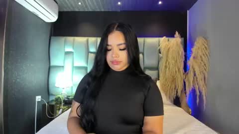 Snapshot of martinagarcia__ chatting on 06/15/26, 06:54 Martina Garcia online show from 06/15/26, 06:54