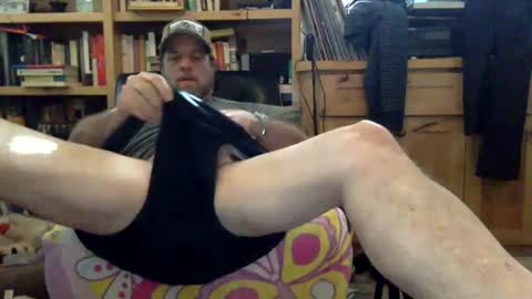 Snapshot of martinstolcris chatting on 02/02/26, 06:17 martinstolcris online show from 02/02/26, 06:17