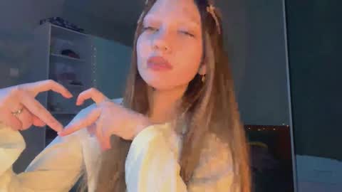 Emily online show from 10/01/25, 08:04