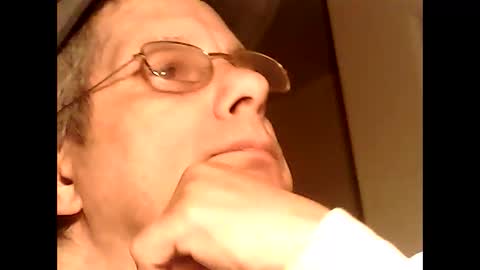 Snapshot of martylv702 chatting on 02/04/26, 05:24 marty online show from 02/04/26, 05:24