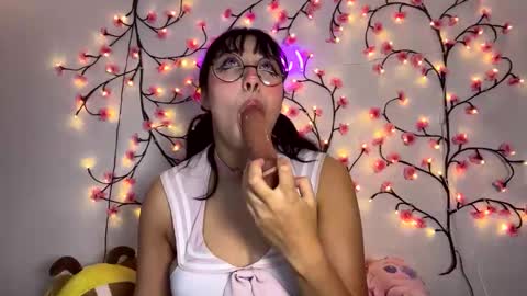 Snapshot of maru__chan chatting on 10/06/25, 02:31 Maru online show from 10/06/25, 02:31