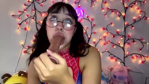 Snapshot of maru__chan chatting on 10/06/25, 09:34 Maru online show from 10/06/25, 09:34