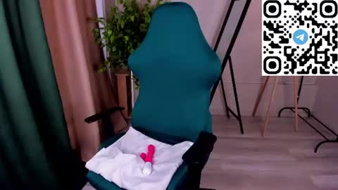 Snapshot of mary__bailey chatting on 06/25/26, 01:05 mary__bailey online show from 06/25/26, 01:05