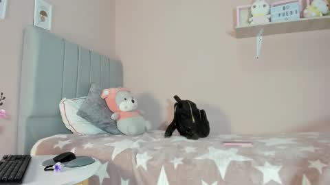 mary_cute9 online show from 10/20/25, 12:27