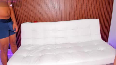  mary jane and josue online show from 11/30/25, 07:40