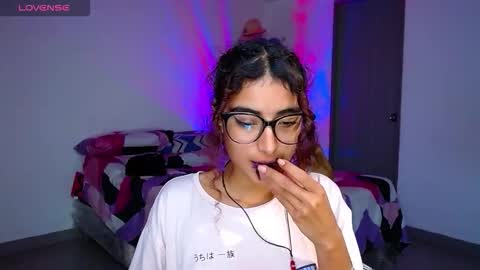 mary online show from 11/07/25, 01:38