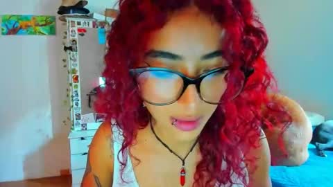 Snapshot of mary_jane1_ chatting on 05/26/26, 01:51 mary online show from 05/26/26, 01:51