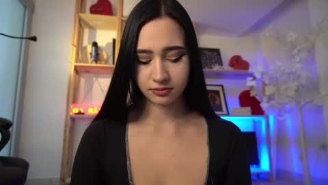 Mary online show from 09/14/25, 06:34