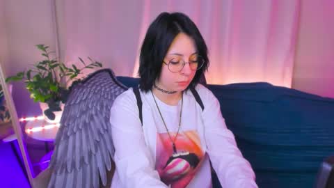 Mary online show from 02/06/26, 01:54