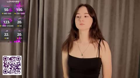 Snapshot of mary_smit chatting on 10/13/25, 05:13 mary online show from 10/13/25, 05:13