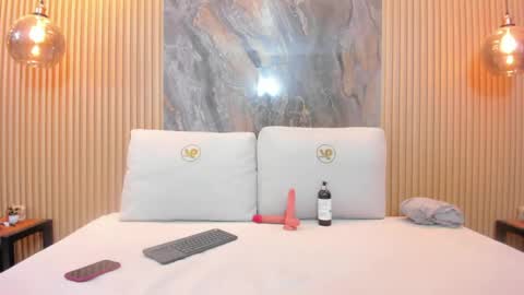 Snapshot of mary_spencer chatting on 05/06/26, 01:38 MARY online show from 05/06/26, 01:38