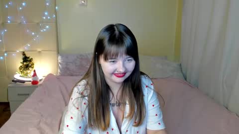 Snapshot of mary_stevenss chatting on 12/25/24, 11:43 mary_stevenss online show from 12/25/24, 11:43