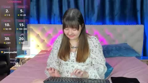 Snapshot of mary_stevenss chatting on 01/28/25, 11:17 mary_stevenss online show from 01/28/25, 11:17