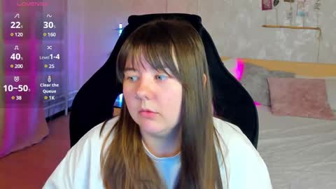 Snapshot of mary_stevenss chatting on 03/07/25, 03:28 mary_stevenss online show from 03/07/25, 03:28