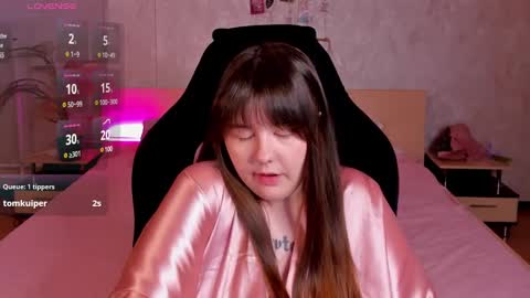Snapshot of mary_stevenss chatting on 03/10/25, 06:34 mary_stevenss online show from 03/10/25, 06:34
