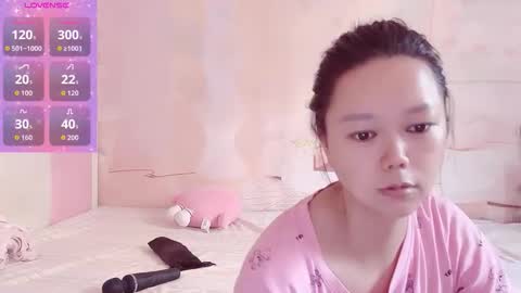 mary_uu online show from 09/18/25, 01:40