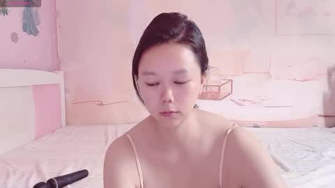 mary_uu online show from 09/25/25, 02:04