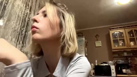 Snapshot of maryannaplateros chatting on 02/15/26, 07:10 Tessa online show from 02/15/26, 07:10