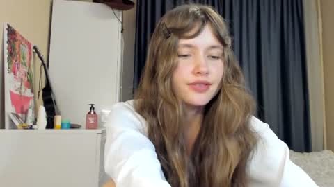 Snapshot of maryanncherry chatting on 08/03/26, 06:00 Maryann online show from 08/03/26, 06:00