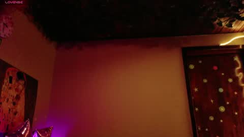 Snapshot of maryberry__ chatting on 07/19/26, 06:28 online show from 07/19/26, 06:28