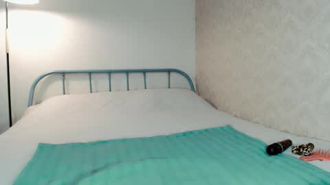 Anna online show from 02/04/26, 01:55