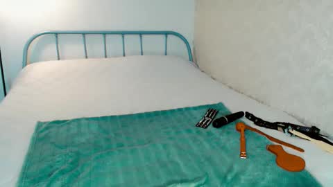 Anna online show from 02/15/26, 07:51