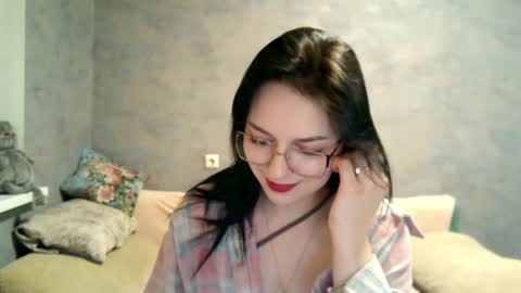 Snapshot of maryellensiewert chatting on 11/22/25, 08:19 Stephie online show from 11/22/25, 08:19