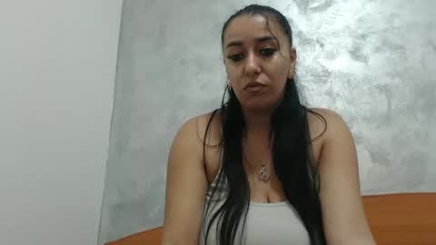 maryem online show from 11/21/25, 01:54