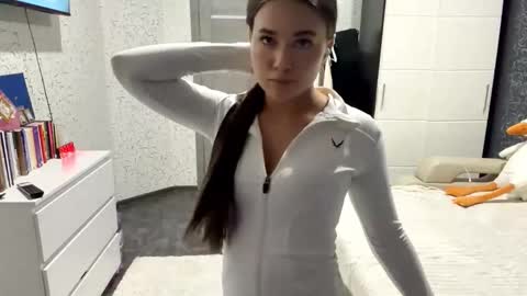 Lola online show from 03/05/26, 04:03