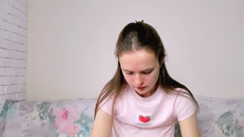 Mari online show from 02/05/26, 07:46