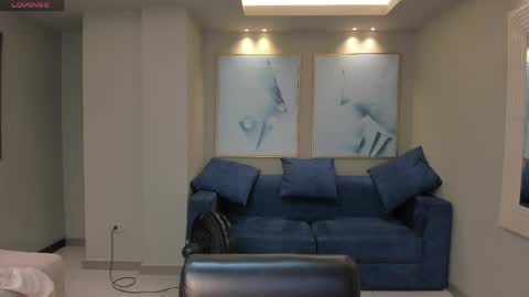 Snapshot of marylewis_ chatting on 05/15/26, 11:17 Mary online show from 05/15/26, 11:17
