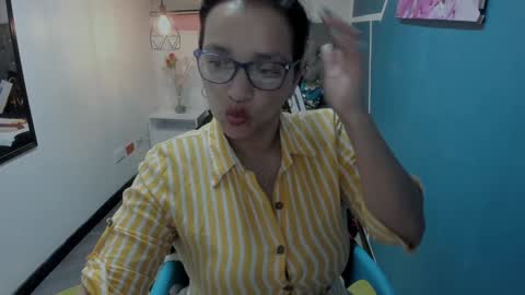 Marylin online show from 12/02/24, 11:07