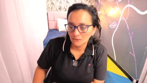 Marylin online show from 03/11/25, 01:37