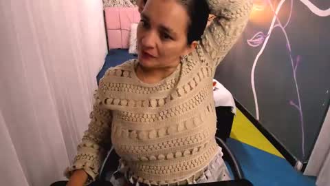 Marylin online show from 03/11/25, 06:52